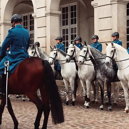 Designer 2 Bedroom With Private Balcony *