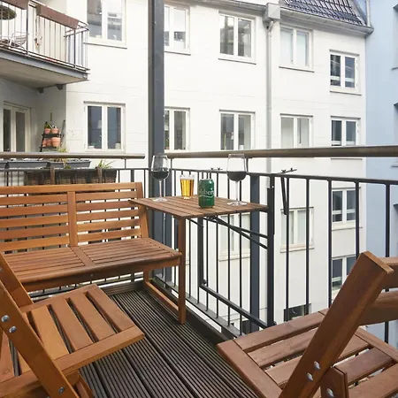 Designer 2 Bedroom With Private Balcony Apartment