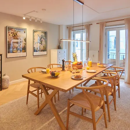 Apartment Designer 2 Bedroom With Private Balcony Copenhagen