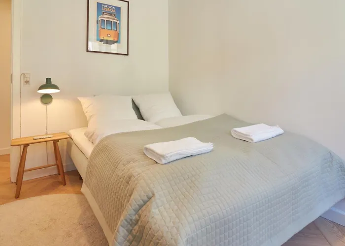 Apartment Designer 2 Bedroom With Private Balcony