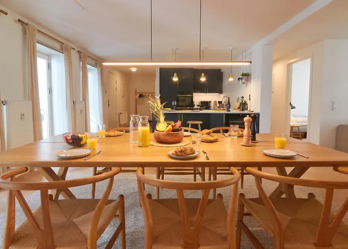 Designer 2 Bedroom With Private Balcony Apartment Kopenhagen