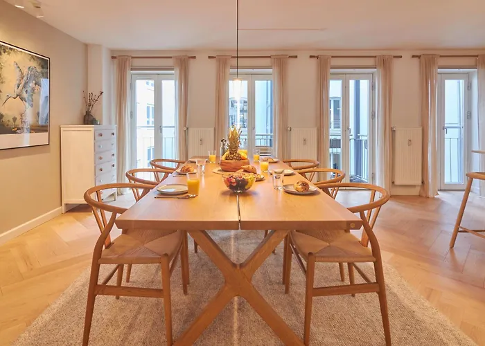 Designer 2 Bedroom With Private Balcony Apartment