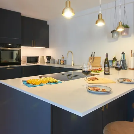 Designer 2 Bedroom With Private Balcony Daire Kopenhag