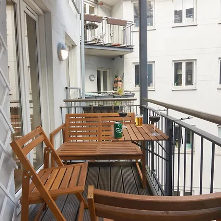 Designer 2 Bedroom With Private Balcony *